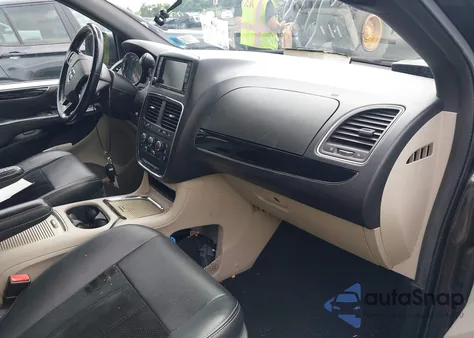 2018 Dodge Grand Caravan Sxt z USA, uszkodzony, nr VIN 2C4RDGCG6JR224541